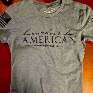 Grunt style woman’s M tee shirt